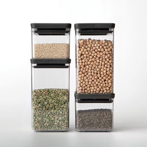 Tamsiai pilkas kvadratinis hermetinis indas Brabantia TASTY+, 1,6 l