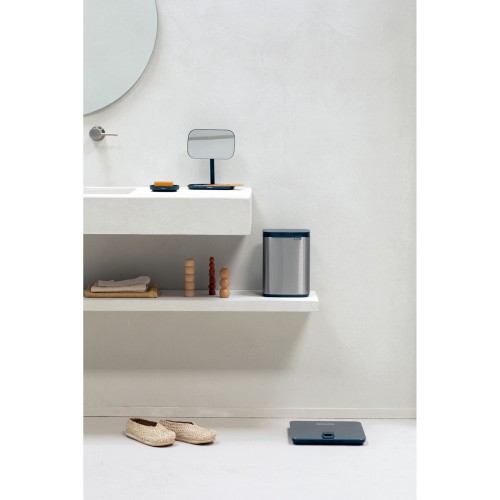 Matinio metalo šiukšlių dėžė Brabantia BO WASTE BIN, 4l