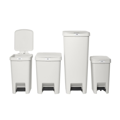 Šiukšlių dėžė su pedalu Brabantia StepUp, šviesiai pilkos sp., 16 l