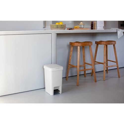 Šiukšlių dėžė su pedalu Brabantia StepUp, šviesiai pilkos sp., 16 l