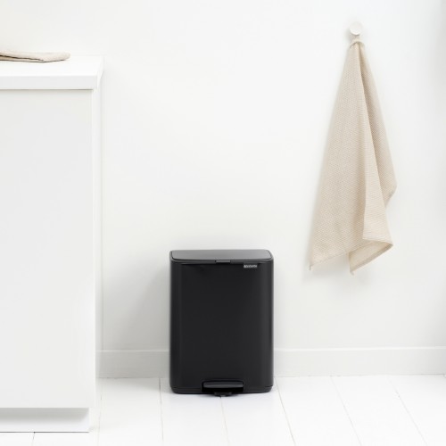 Šiukšlių dėžė Brabantia Bo, juodos sp., 12 L