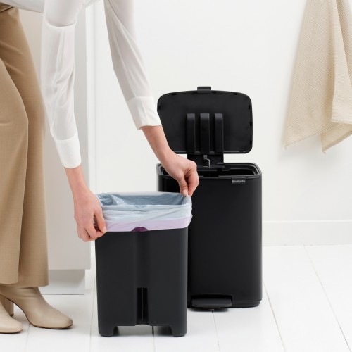 Šiukšlių dėžė Brabantia Bo, juodos sp., 12 L