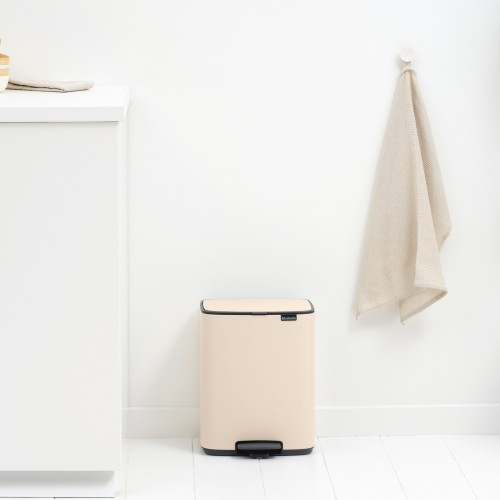 Šiukšlių dėžė Brabantia Bo, smėlio sp., 12 L